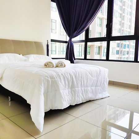 Netflix# Conezion Ioi Resort City By Salaam Suites Putrajaya Extérieur photo