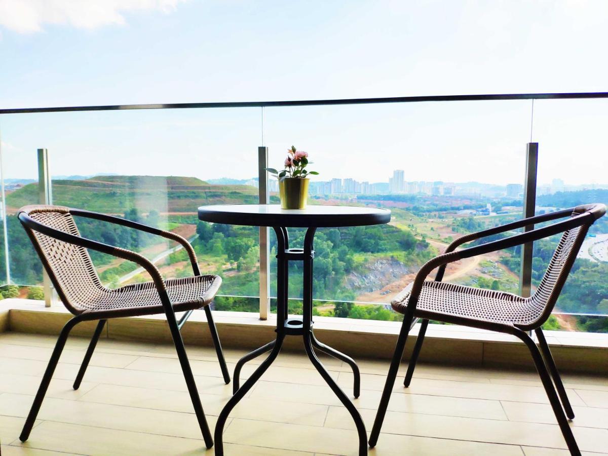 Netflix# Conezion Ioi Resort City By Salaam Suites Putrajaya Extérieur photo