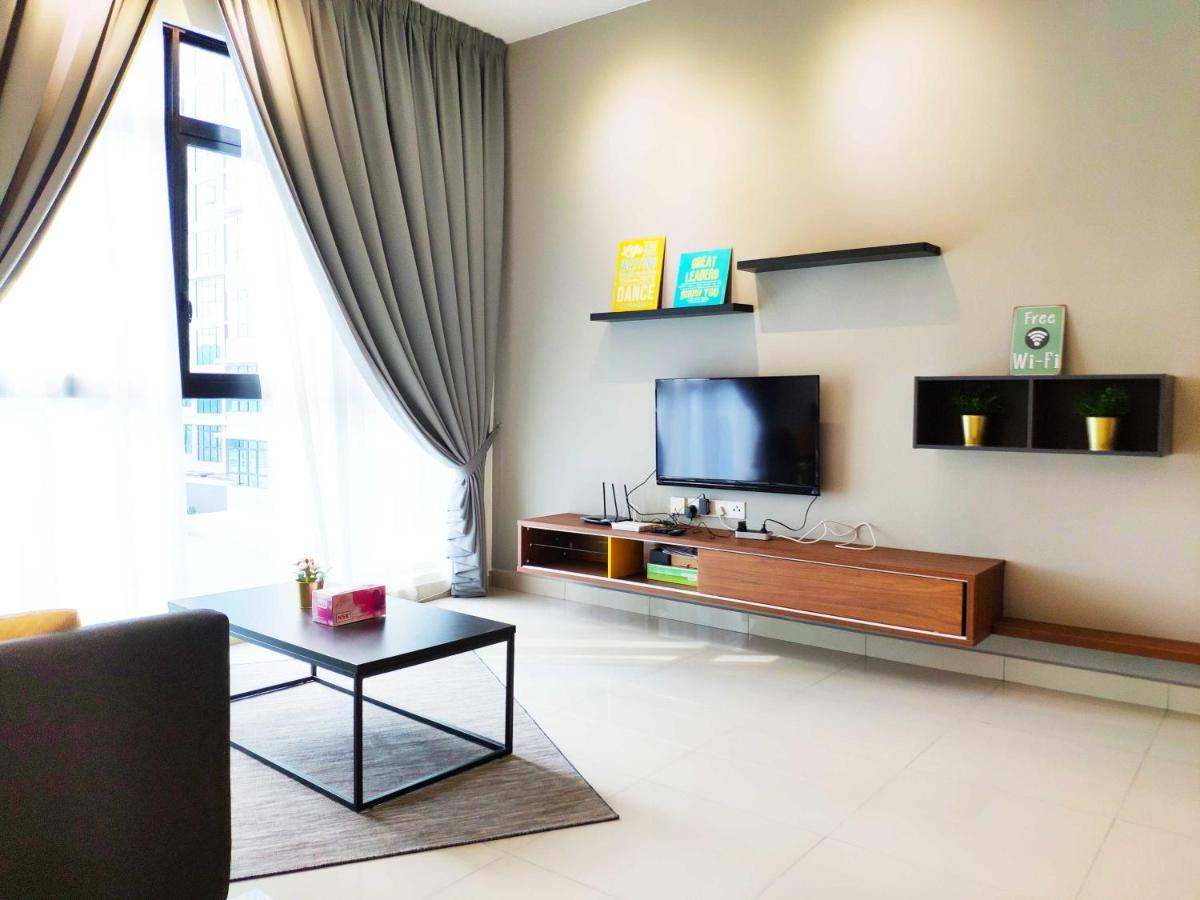 Netflix# Conezion Ioi Resort City By Salaam Suites Putrajaya Extérieur photo