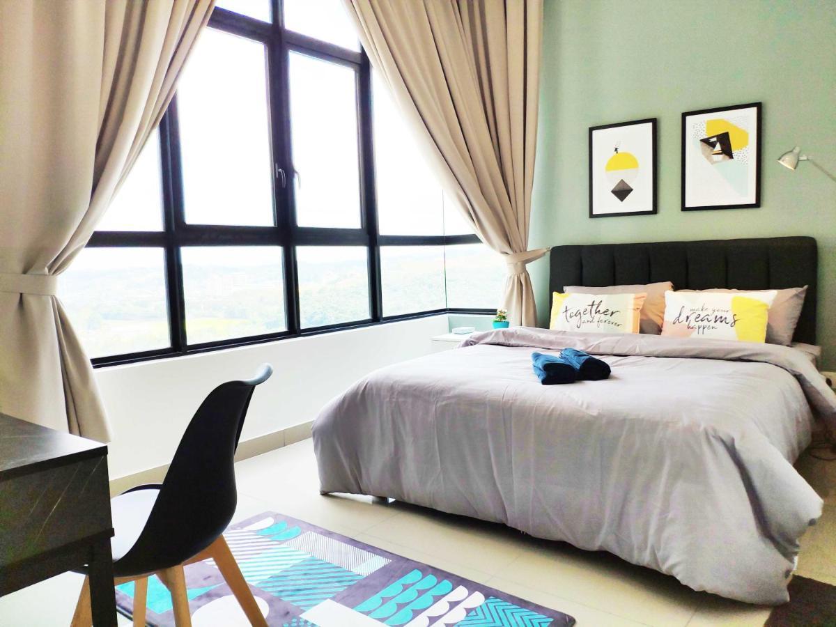 Netflix# Conezion Ioi Resort City By Salaam Suites Putrajaya Extérieur photo