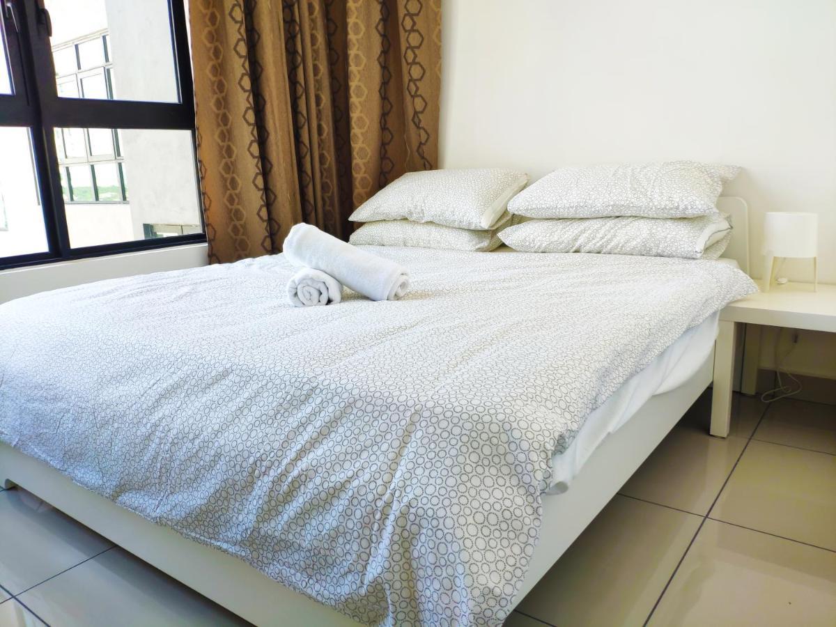 Netflix# Conezion Ioi Resort City By Salaam Suites Putrajaya Extérieur photo