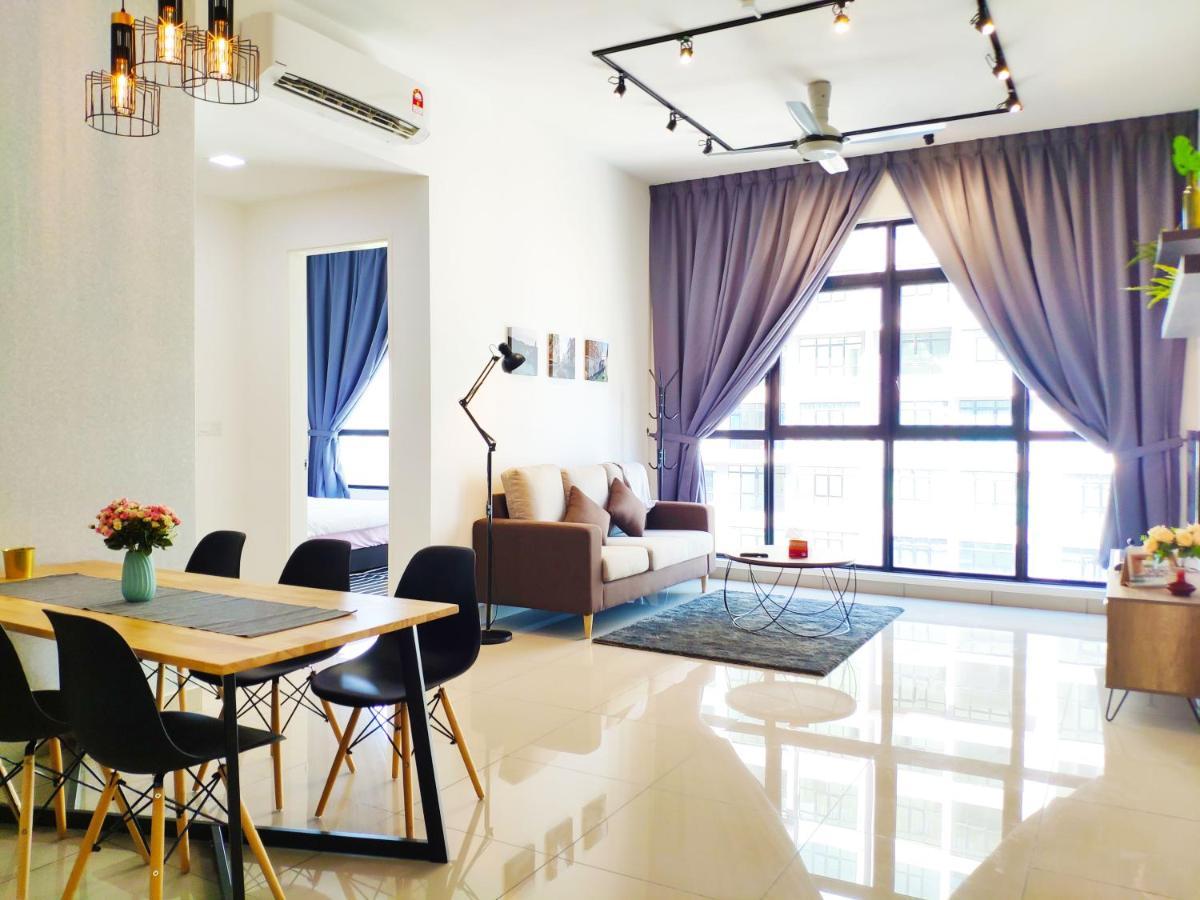 Netflix# Conezion Ioi Resort City By Salaam Suites Putrajaya Extérieur photo
