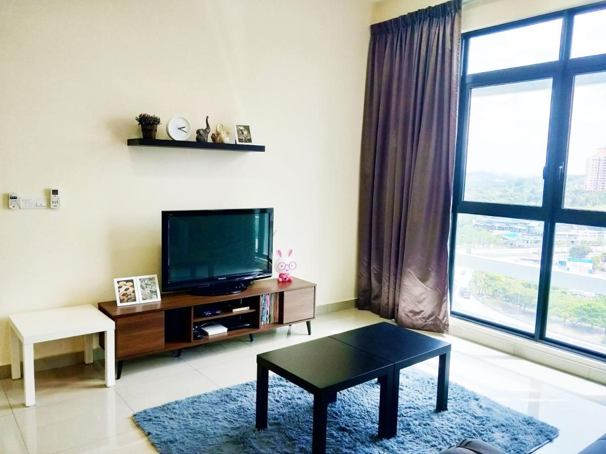 Netflix# Conezion Ioi Resort City By Salaam Suites Putrajaya Extérieur photo