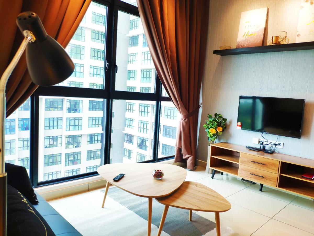 Netflix# Conezion Ioi Resort City By Salaam Suites Putrajaya Extérieur photo